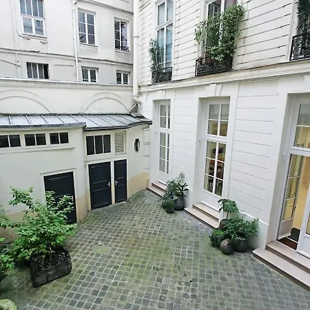 Appartement Au Coeur Du Marais Paris Exterior foto
